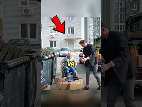 ❤️A kind guy helped a disabled grandmother get food!😲 (🎥:@kinotach on YT) #feats #shorts