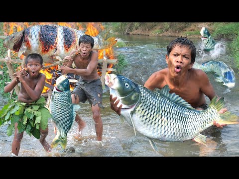 Primitive Technology - Meet Fish In The Lake Cacth And Cooking