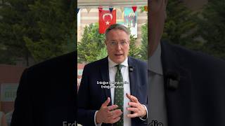 Solidarität mit Özgür Özel!