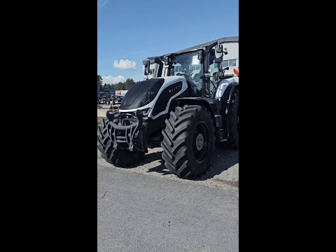 White Valtra S Series