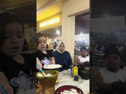 MAKANNYA BANYAK BANGET BIL !!