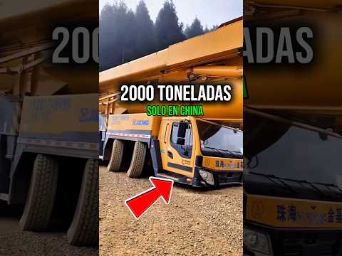 Grúa XCMG XCA1600 levanta 2000 toneladas como si nada