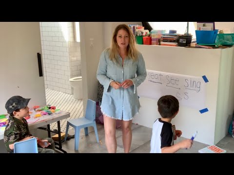 Mom School