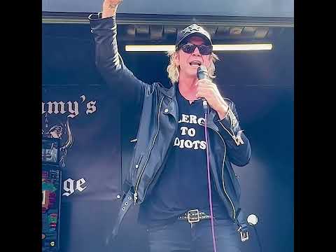 LEMMY Forever - Download