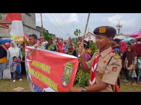 Siswa mengikuti Karnaval Makarti Jaya di HUT RI ke