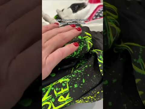 I’ve never seen a wreath like this!!!