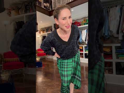 Plaid, but make it punk princess 💚 | Carla Rockmore #fashion #ootd #green