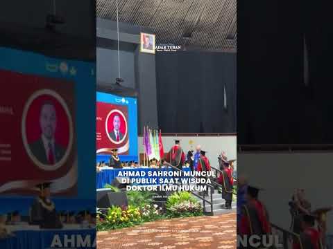 Ahmad Sahroni Muncul di Publik Saat Wisuda Doktor Ilmu Hukum