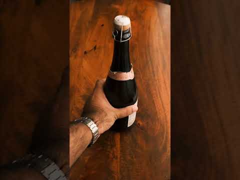 Sabering in 60 seconds #saber #champagne #prosecco #sparklingwine