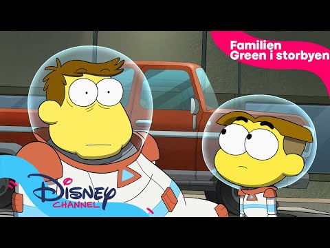 Ud i rummet | NY FILM: Familien Green i Storbyen: Rumferien | Disney Channel Danmark