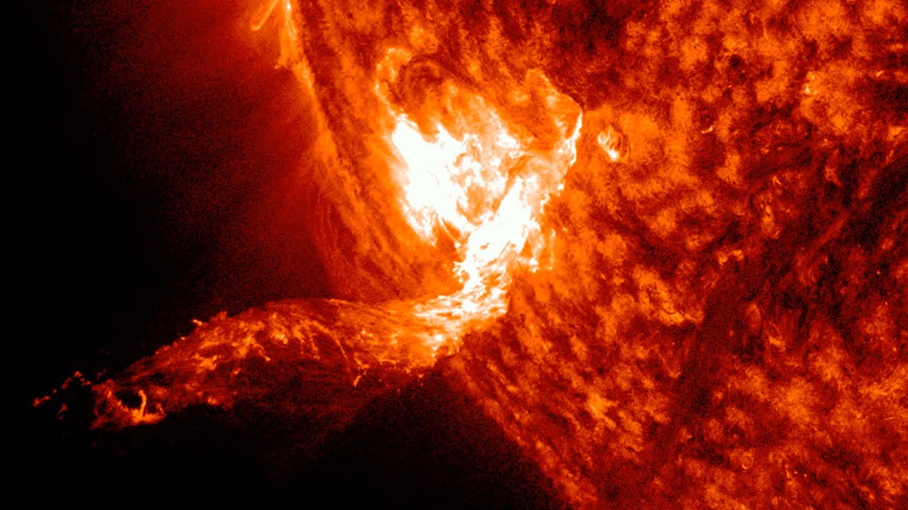 Wow! Sun unleashes massive plasma plume with strong flare