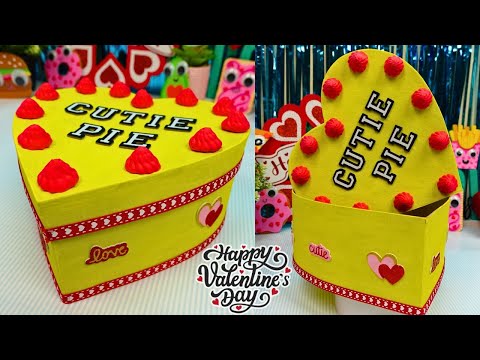 Pastel de Corazón con Cartón 🎂💖 | Manualidad para San Valentín