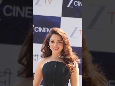 ముంబై ఈవెంట్ లో ఫొటోలకి ఫోజులిస్తు సందడి చేసిన తమన్నా 🖤 | #Tamanna | #Shorts | #YTShorts | TFN