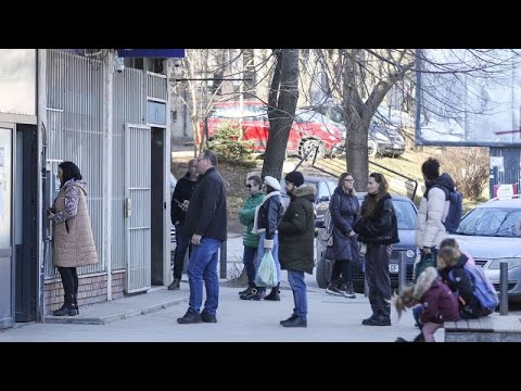 Κόσοβο: Αδυναμία να πληρωθούν μισθωτοί και συνταξιούχοι που αμείβονται με δηνάριο