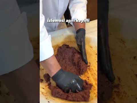 Dünyanın en lüks çiğköfte mekanı osesgurmeye gittim burada etli çiğköfte ve çiğköfteden burger var