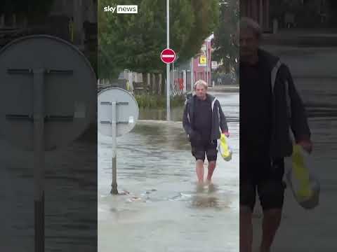 Heavy flooding hits Czech Republic
