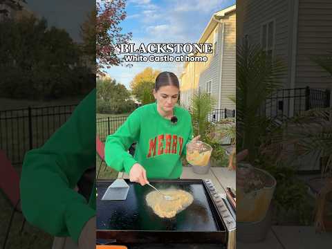 Do you like White Castle? #blackstone #blackstonecooking #blackstonegriddle #whitecastle #sliders