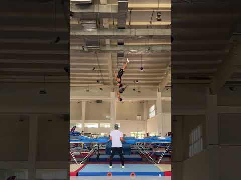 Como cuando tienes que estar atento #gimnastics #trampoline #perú