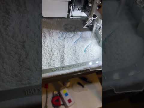 Baby bath towel embroidery. #embroidery #baby #gift #babyshower #towel