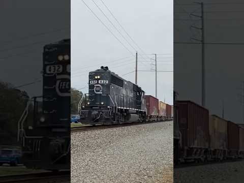 FEC GP40-2 leads LHF a FEC Manifest/Intermodal in Jacksonville Florida