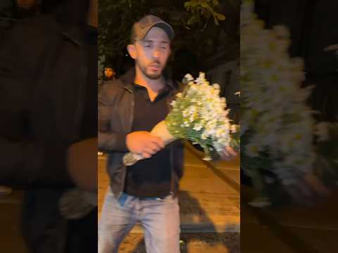 Субо ПОРАДОВАЛ ДЕВЧОНОК С БУКЕТОМ ЦВЕТАМИ #литвин #субо #wenglbi #тамаев #равшан