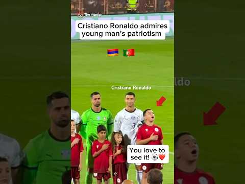 Cristiano Ronaldo praises mascot’s patriotism. ⚽️❤️