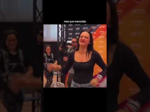 Le corean su nombre a Claudia 👀💖 #claudia #tiktok #ot2025 #parati #foryou #fyp #directo #fypp