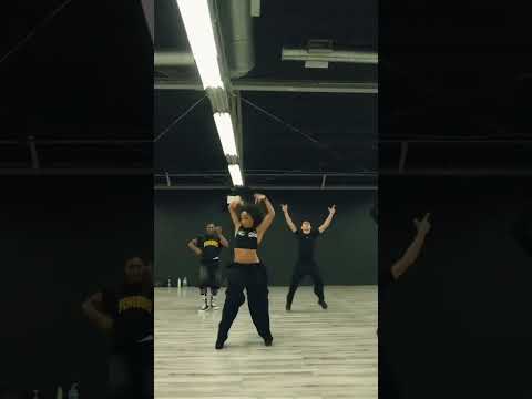 Tooo Easyy #jkworldtour #jaquelknight #tooeasydancechallenge #tinashe #mihrankstudios