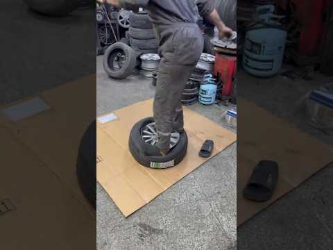 Let him do it on a balloon 17 #mechanist #carrepair #carpart