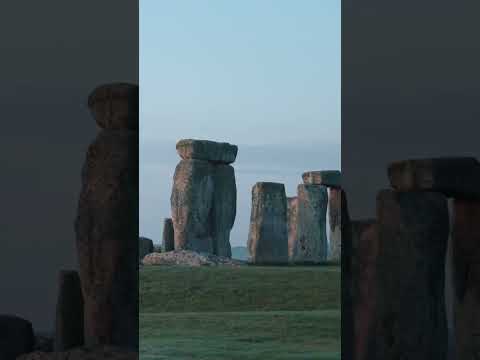 Overlanding to a place like Stonehenge just doesn’t seem real, unless you are Desk to Glory!