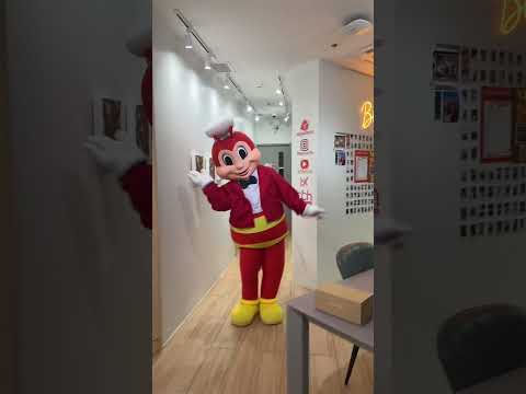 Jollibee mag pa halal ka na! 🤣