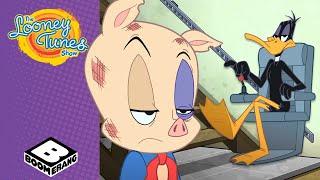 Bugs Bunny Breaks His Tooth | Looney Tunes | Boomerang UK