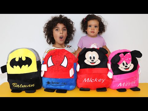 Sami and amira learn colors with superhero bags - Spider-Man Batman Mickey and Minnie