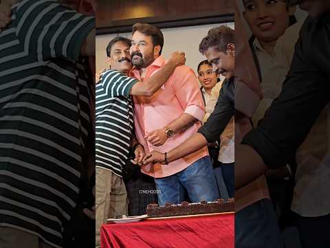 എന്തൊരു സിമ്പിൾ ആണ് ഈ മനുഷ്യൻ❤️Mohanlal Celebrating Dhadha Saheb Phalke Award with media #mohanlal