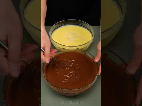 Bolo de chocolate que até crianças conseguem fazer. O método que muda tudo.