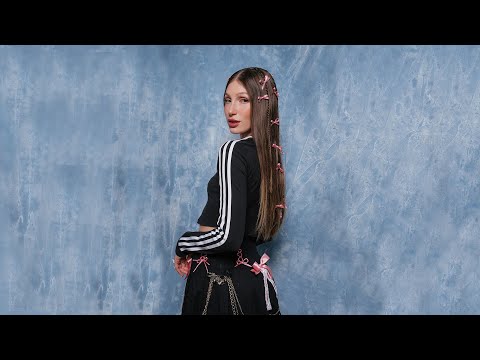 Yami Safdie - Permiso (Video Oficial)