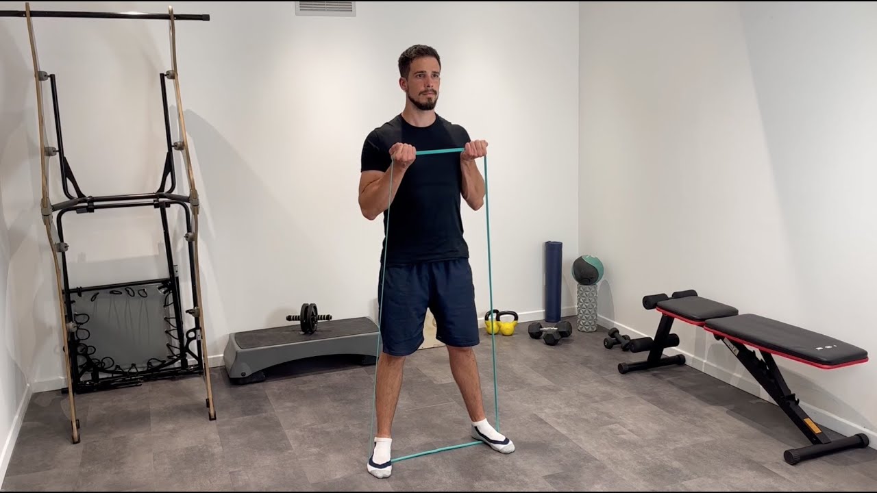 Curl des biceps avec bande élastique