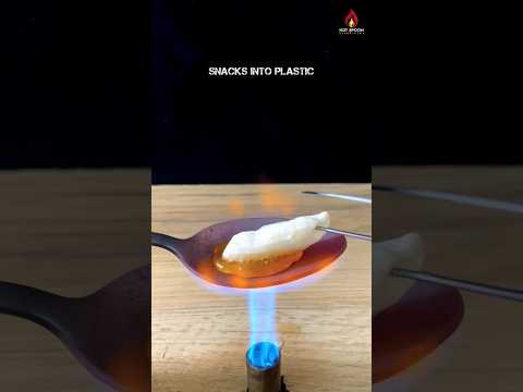 1000°C Hotspoon VS Snacks 😱#satisfyingvideo #relexing #foryou #usa🇺🇸 #blaze