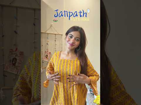Kitni SUNDARRR Kurtis Hai🥹🩷✨ *JANPATH KURTI HAUL*🛺✨🪷🪞 #ytshorts #shorts