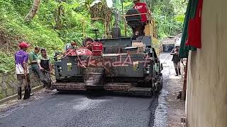 Melihat lebih dekat Asphalt finisher