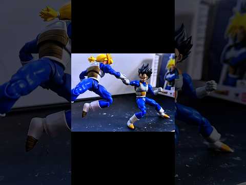 Vegeta vs Trunks! #anime #fight #shorts #viral #dbz #toys #stopmotion #animation  #fyp #shfiguarts