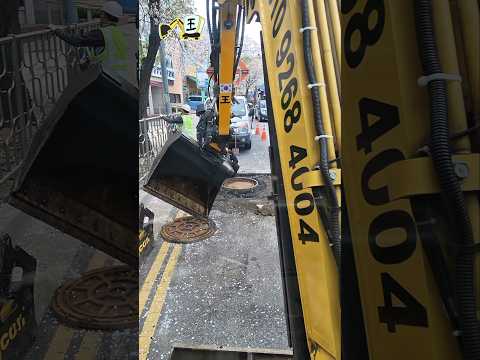 맨홀 뚜껑 덮기 #왕초보 #엥콘 #틸트로테이터 #engcon #tiltrotator