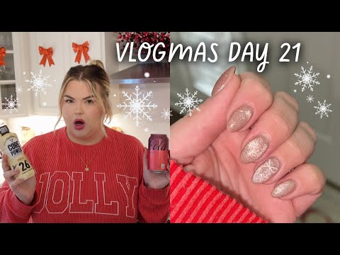 CHRISTMAS MANICURE + TRYING PROTEIN SHAKE SODA *WTF* | VLOGMAS DAY 21