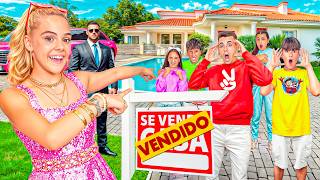 LA NIÑA POPULAR NOS ECHA DE NUESTRA CASA! *compra la Máximo!*
