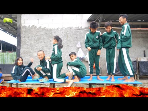 THE FLOOR IS LAVA PAKAI BAJU SQUID GAME | Princess Rara