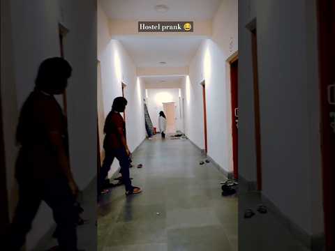 Hostel prank..😂 #feedshorts #funny
