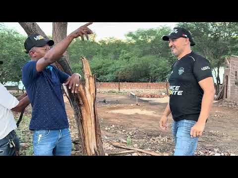 CHARLLES FLAGRA TÕE QUERENDO COMER UM CAMALEÃO | CHÁCARA COMÉDIA SELVAGEM