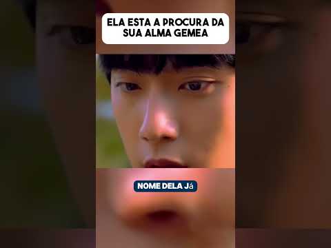 Ela esta a procura da sua Alma gemea