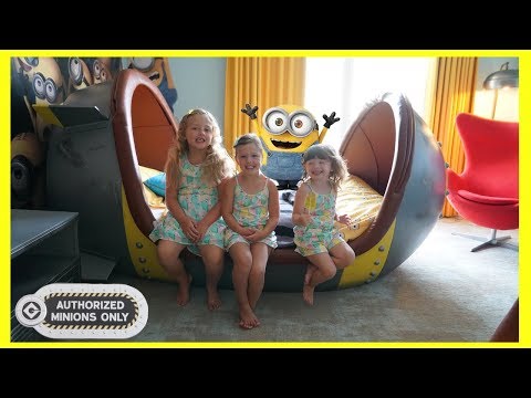 A Fun Day at Universal Studios with Minions & Staying in the Minions Room + Room Tour