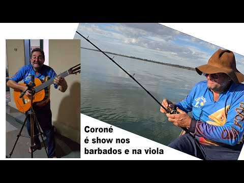 Coroné deu o show nos barbados e na viola
